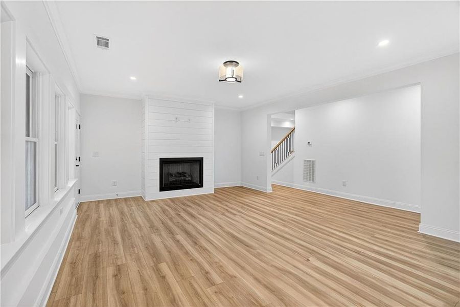 Spacious, unfurnished interior of a new home in , Marietta (Image 90).