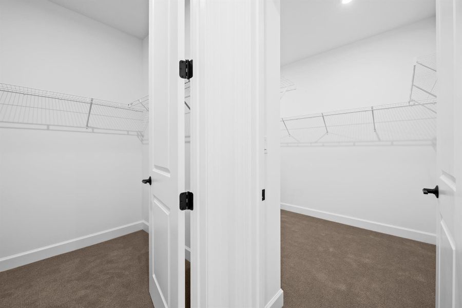 Spacious, unfurnished interior of a new home in Sienna, Pembroke Pines (Image 13).