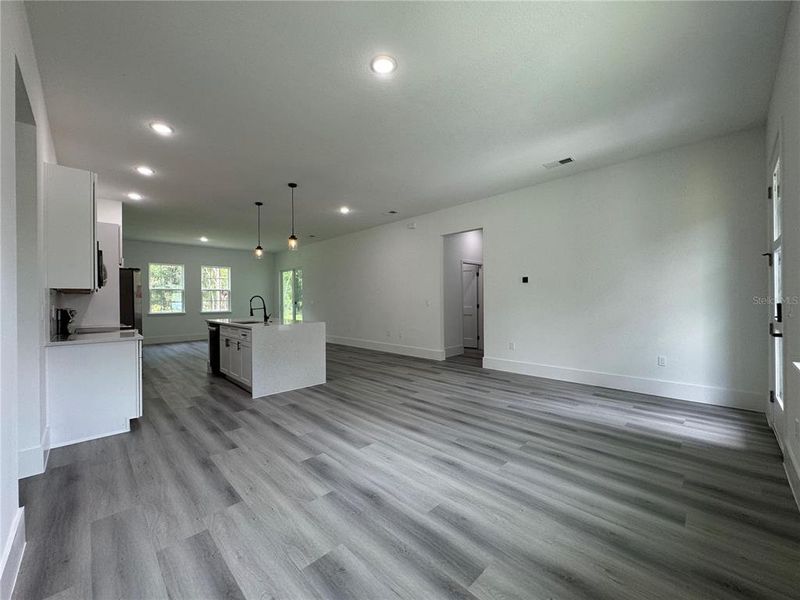 Spacious, unfurnished interior of a new home in , Citrus Springs (Image 20). Spacious, unfurnished interior of a new home in , Citrus Springs (Image 20).