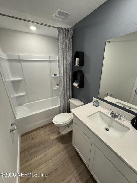 Furnished interior view inside a new home in , Jacksonville (Image 5). Furnished interior view inside a new home in , Jacksonville (Image 5).