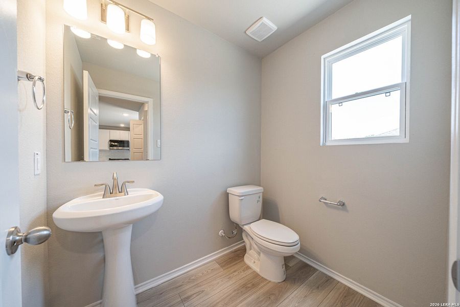 Furnished interior view inside a new home in , Seguin (Image 6).