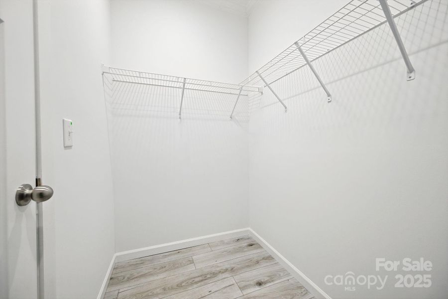 Image 39 of a home in .