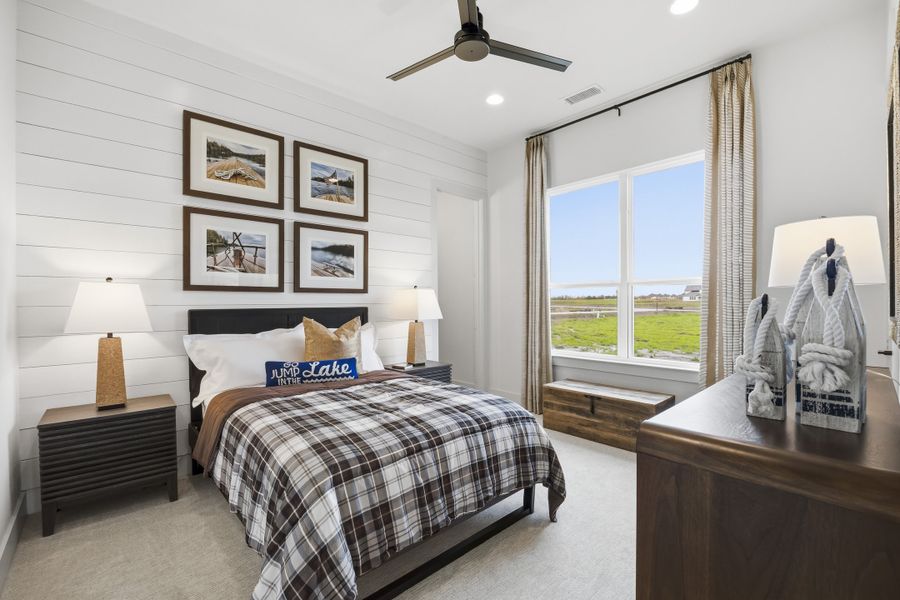 Representative furnished interior of a home built from the Lancaster by Windsor Homes in Ridge Pointe Estates, McLendon-Chisholm (Image 30).