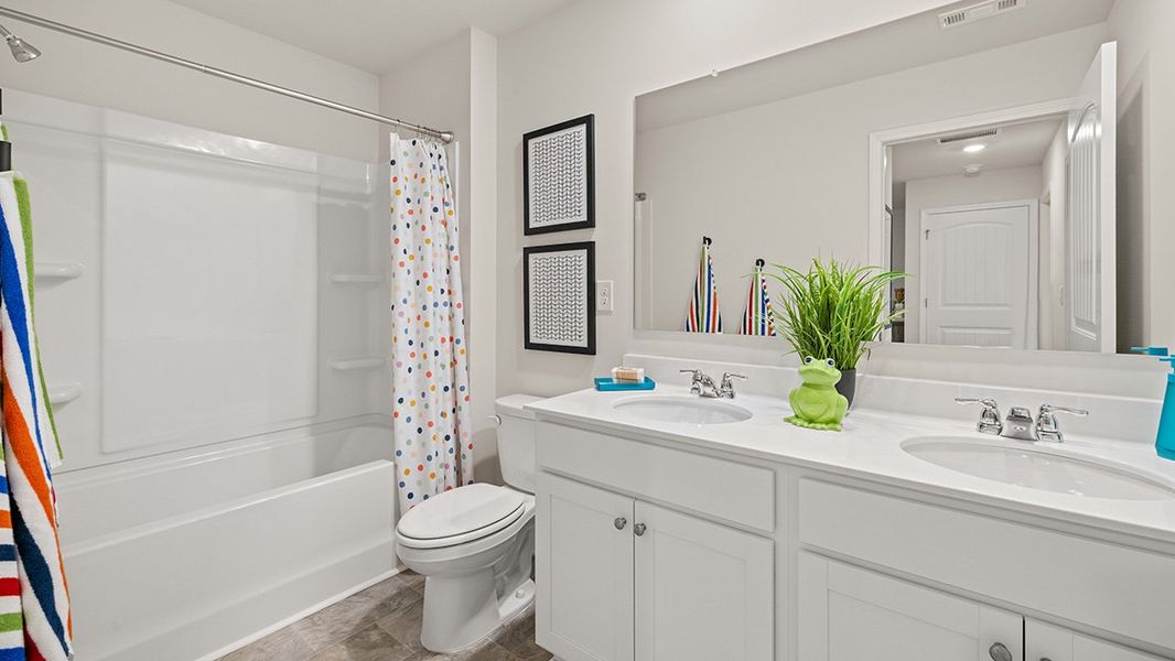 Furnished interior view inside a new home in Mountain Park, Dahlonega (Image 42). Furnished interior view inside a new home in Mountain Park, Dahlonega (Image 42).