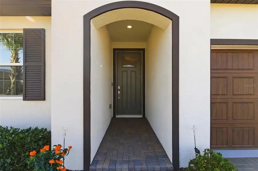 Exterior details and patio area of a home in , San Antonio (Image 3).