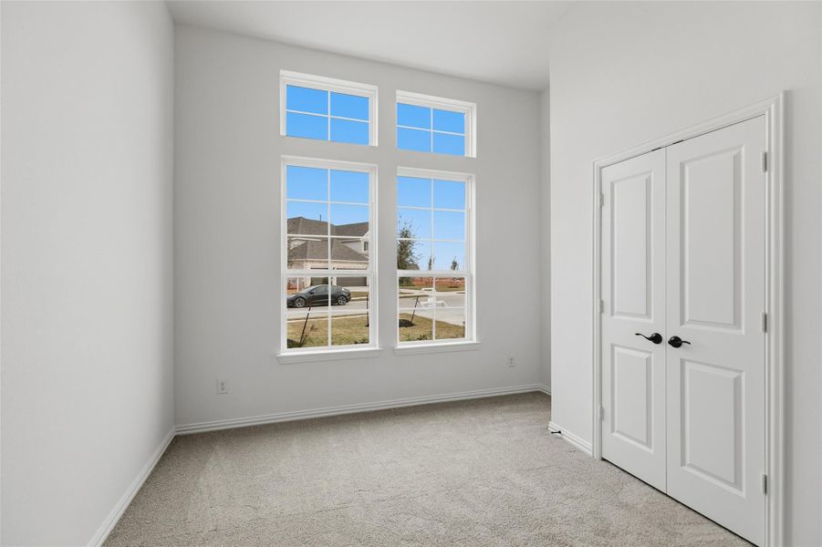 Spacious, unfurnished interior of a new home in Aldeana, Bonney (Image 23).