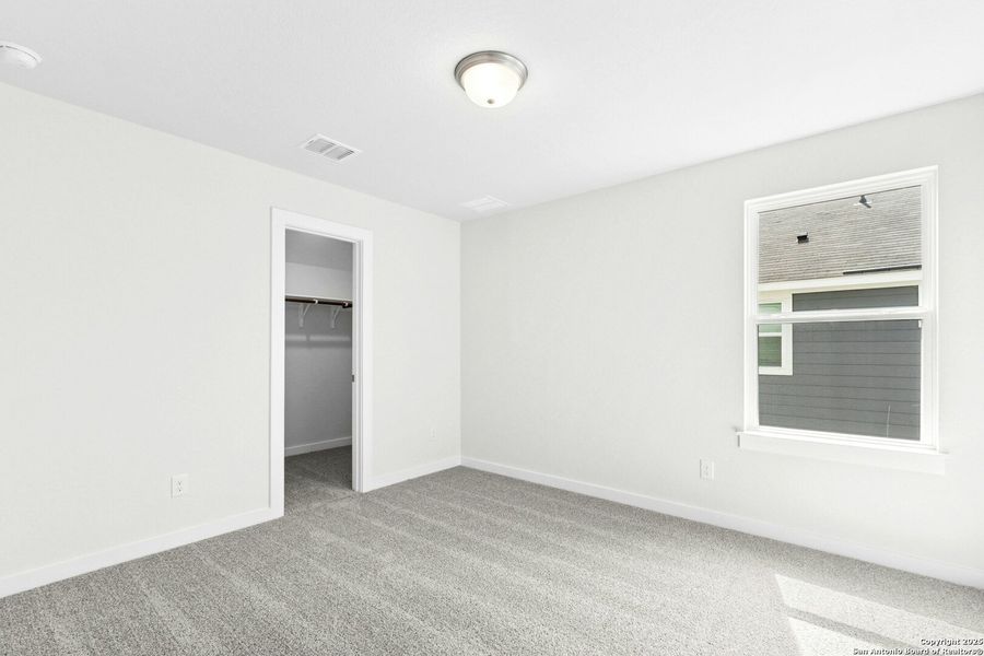 Spacious, unfurnished interior of a new home in Willowbrook, New Braunfels (Image 26).