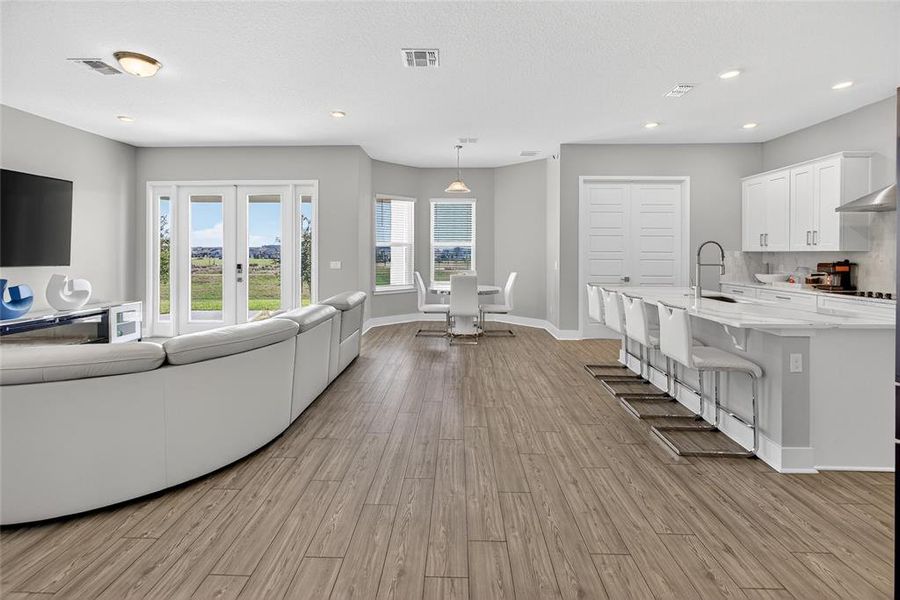 Furnished interior view inside a new home in , Winter Garden (Image 6).