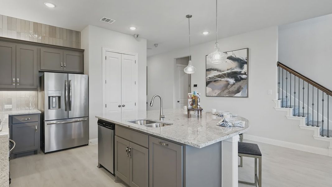 Model home photos of similar floorplans, not pictures of actual home. Model home photos of similar floorplans, not pictures of actual home.