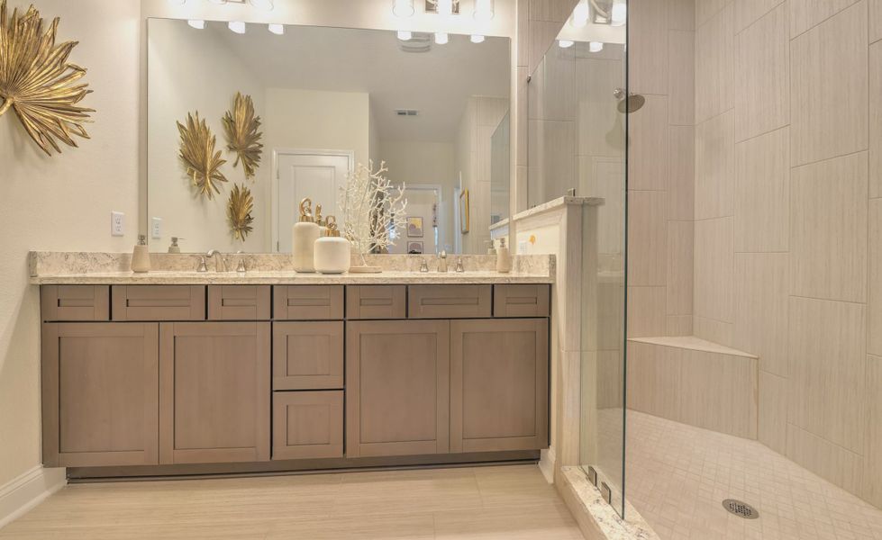 Furnished interior view inside a new home in Nocatee, Ponte Vedra (Image 15). Furnished interior view inside a new home in Nocatee, Ponte Vedra (Image 15).
