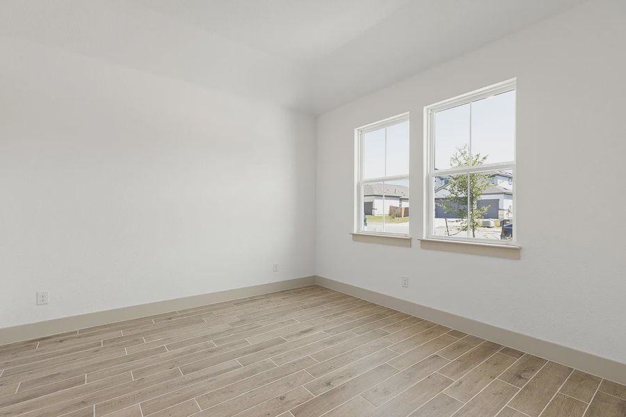 Spacious, unfurnished interior of a new home in Enclave at Cele, Pflugerville (Image 17).