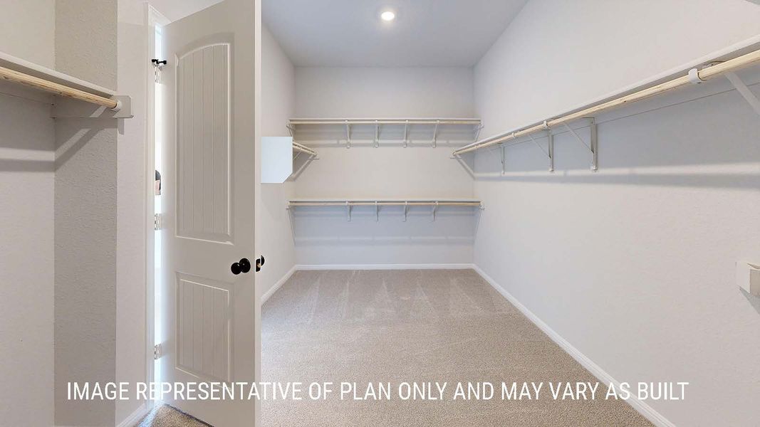 Spacious, unfurnished interior of a new home in Sterling Meadows, Salado (Image 16).