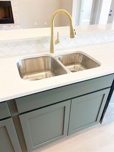 Furnished interior view inside a new home in Washington Meadows, Sherman (Image 5). Furnished interior view inside a new home in Washington Meadows, Sherman (Image 5).