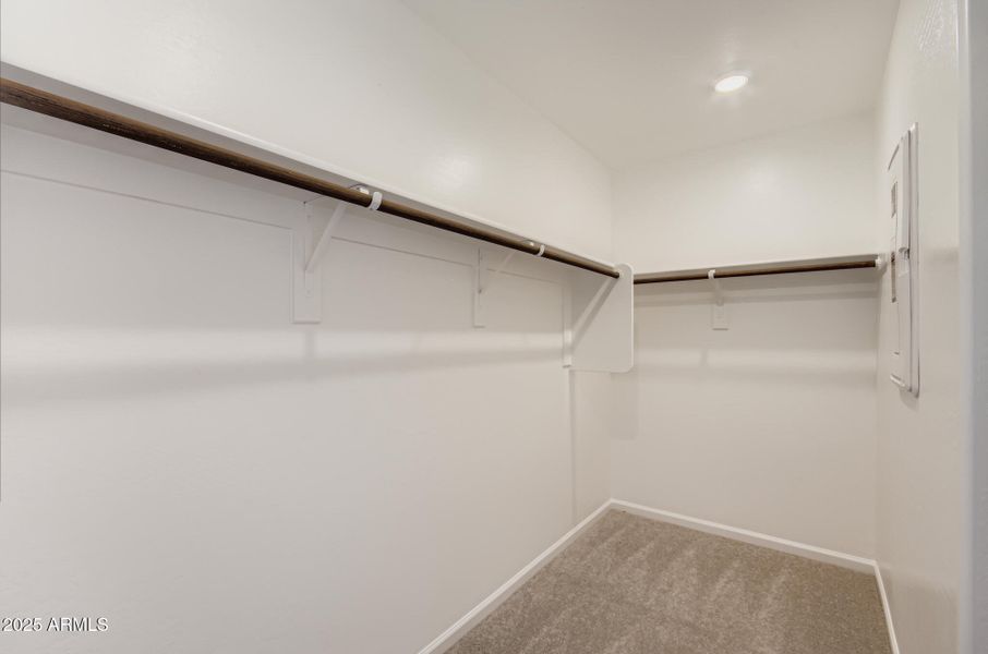 Owners Walk in Closet Owners Walk in Closet