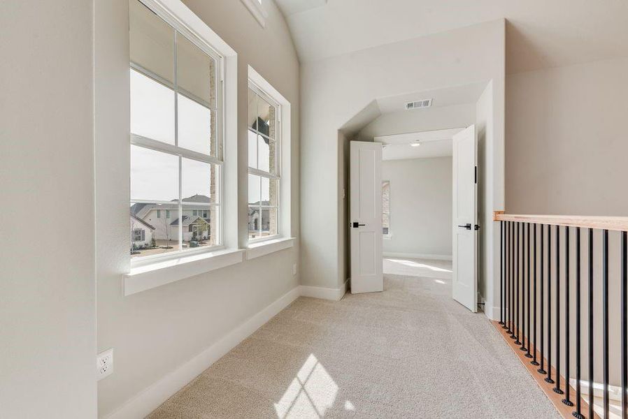 Spacious, unfurnished interior of a new home in Somerset Park, Rockwall (Image 20). Spacious, unfurnished interior of a new home in Somerset Park, Rockwall (Image 20).