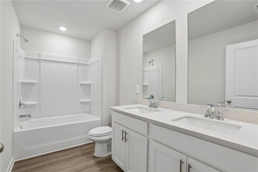 Furnished interior view inside a new home in Ivey Township, Dallas (Image 9). Furnished interior view inside a new home in Ivey Township, Dallas (Image 9).