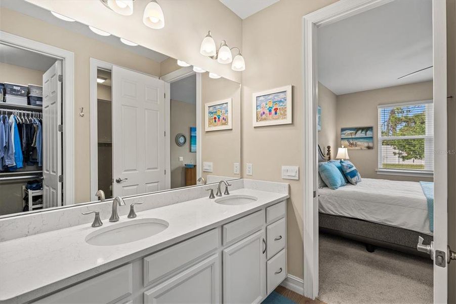 Furnished interior view inside a new home in , Venice (Image 9).