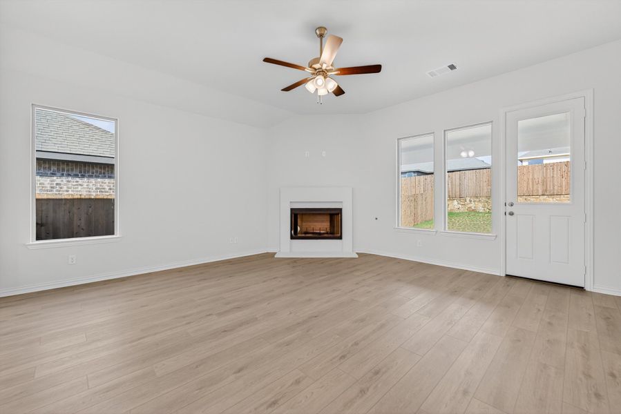 Spacious, unfurnished interior of a new home in Liberty Pointe, Gainesville (Image 30). Spacious, unfurnished interior of a new home in Liberty Pointe, Gainesville (Image 30).