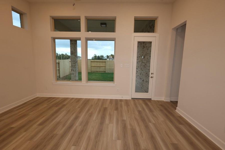 Spacious, unfurnished interior of a new home in ARTAVIA 45' Homesites, Conroe (Image 21). Spacious, unfurnished interior of a new home in ARTAVIA 45' Homesites, Conroe (Image 21).