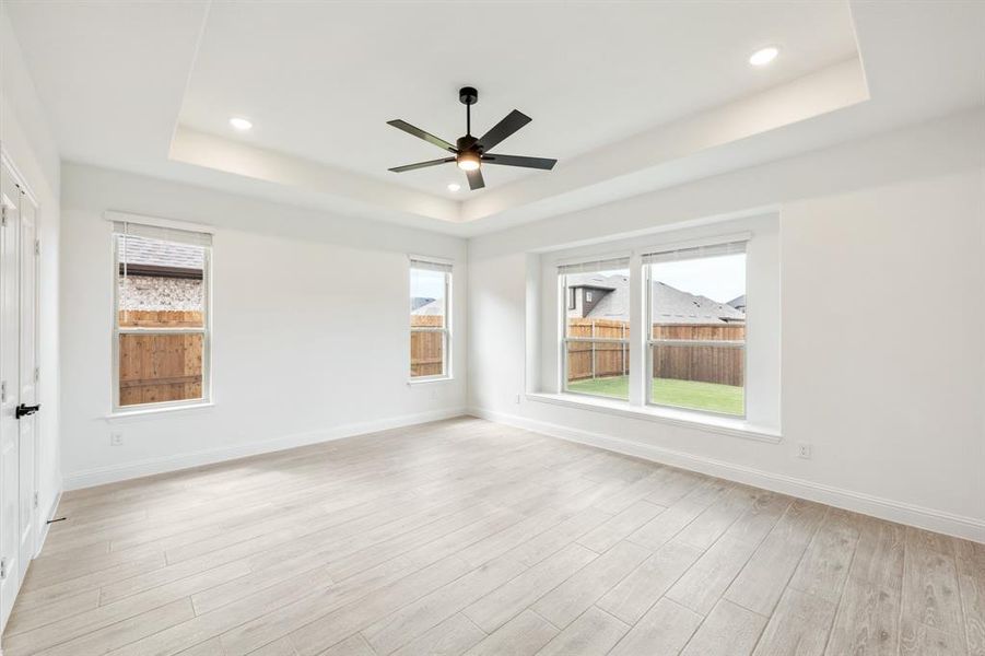 Spacious, unfurnished interior of a new home in Sonoma Verde, Rockwall (Image 24). Spacious, unfurnished interior of a new home in Sonoma Verde, Rockwall (Image 24).