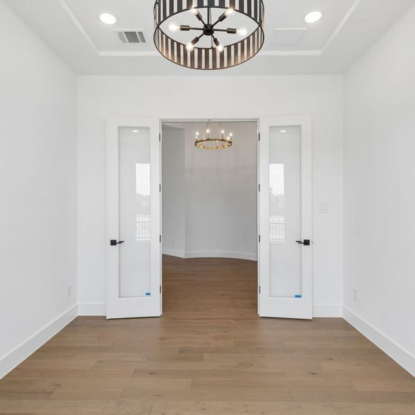 Spacious, unfurnished interior of a new home in The Parks at Wilson Creek, Celina (Image 56). Spacious, unfurnished interior of a new home in The Parks at Wilson Creek, Celina (Image 56).
