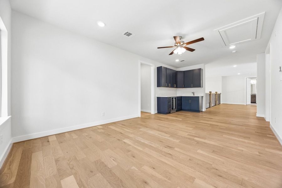 Spacious, unfurnished interior of a new home in , Houston (Image 23).