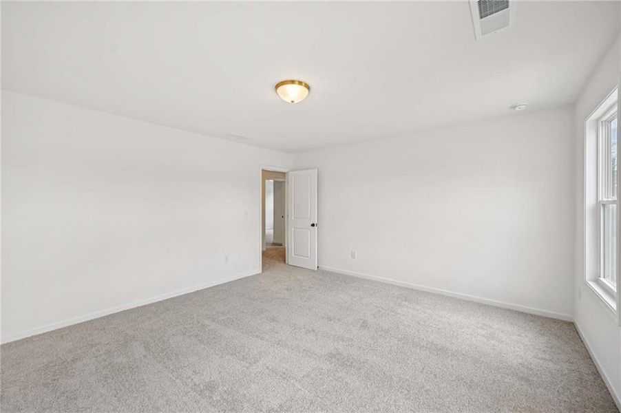 Spacious, unfurnished interior of a new home in Arbors at Richland Creek, Buford (Image 17).
