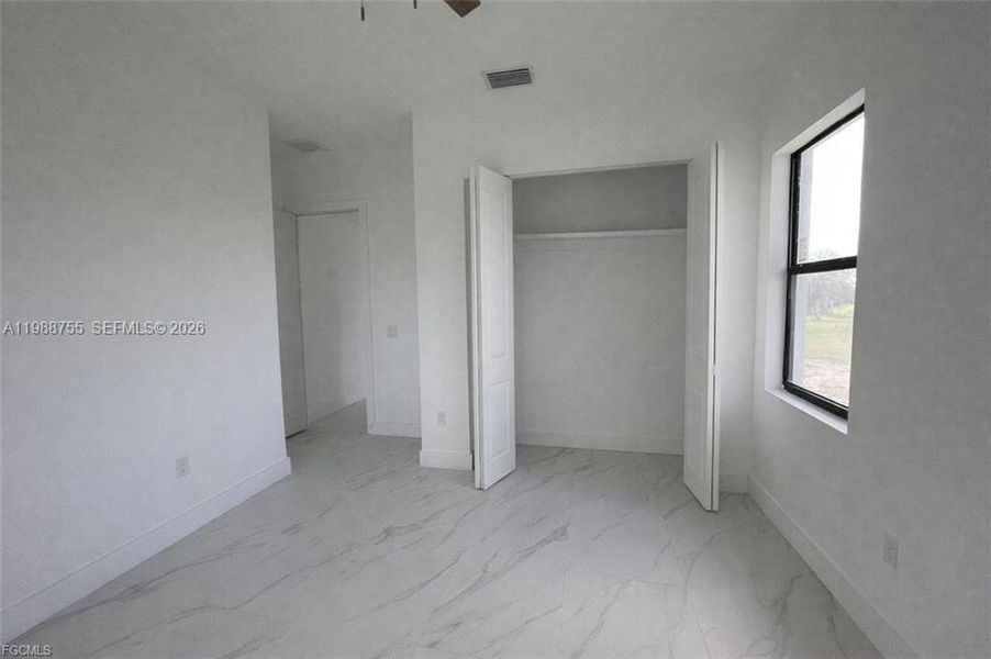 Spacious, unfurnished interior of a new home in , Punta Gorda (Image 19).