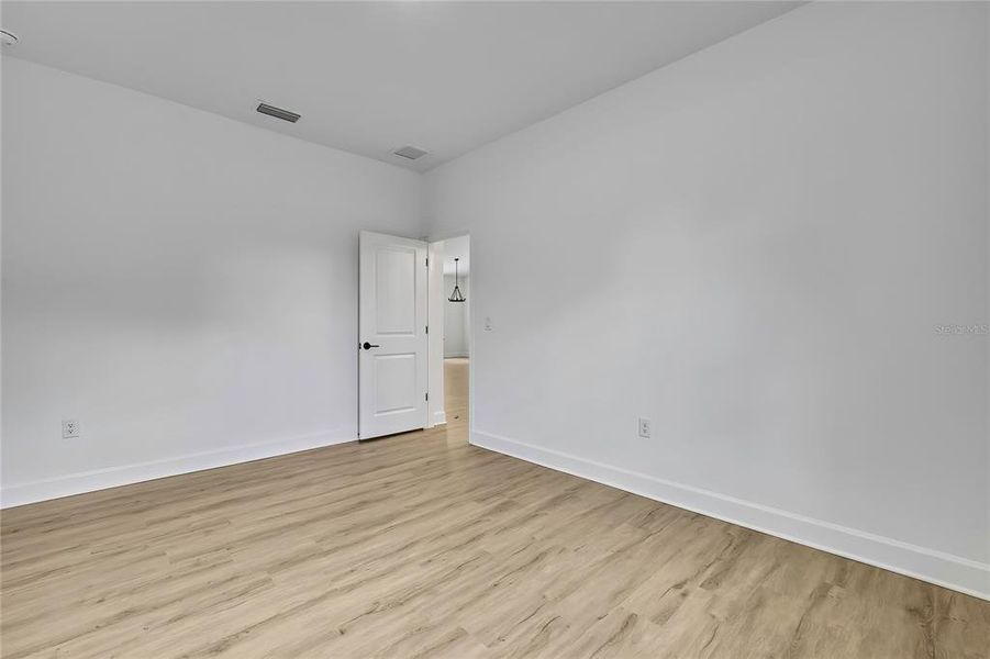 Spacious, unfurnished interior of a new home in , Brooksville (Image 37).