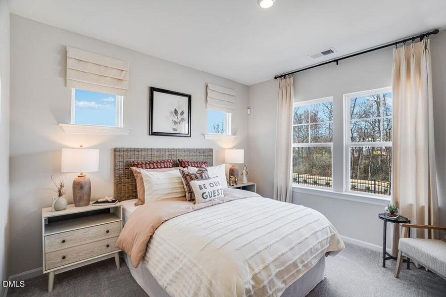 Charleston Model - Secondary Bedroom