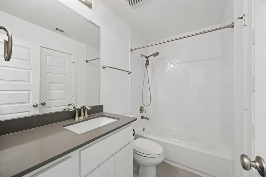 Furnished interior view inside a new home in Cross Creek West, Fulshear (Image 12). Furnished interior view inside a new home in Cross Creek West, Fulshear (Image 12).