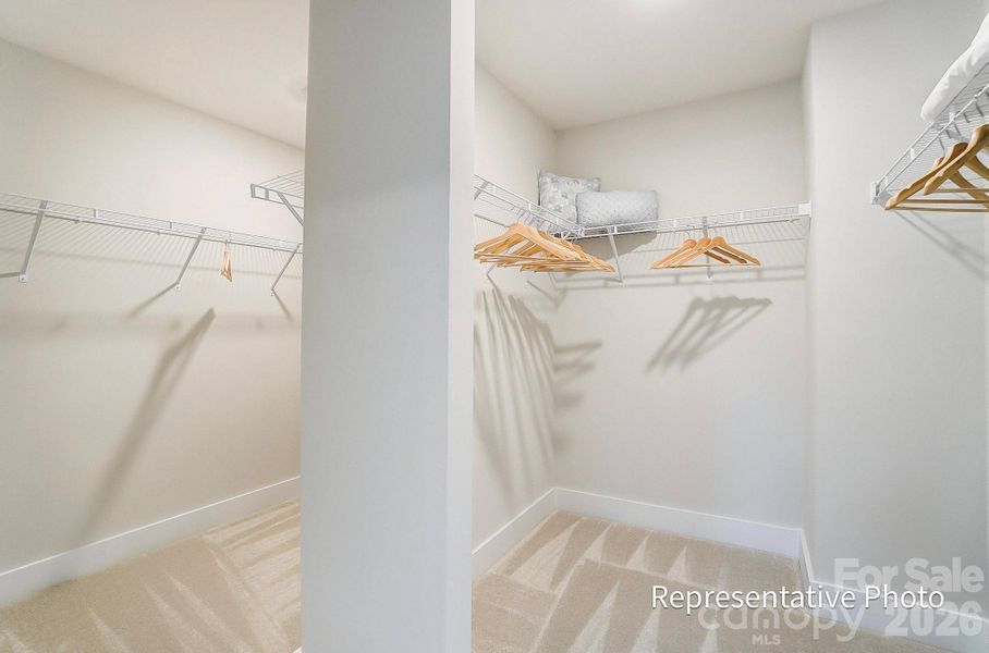 Spacious, unfurnished interior of a new home in Caldwell Forest, Charlotte (Image 17).