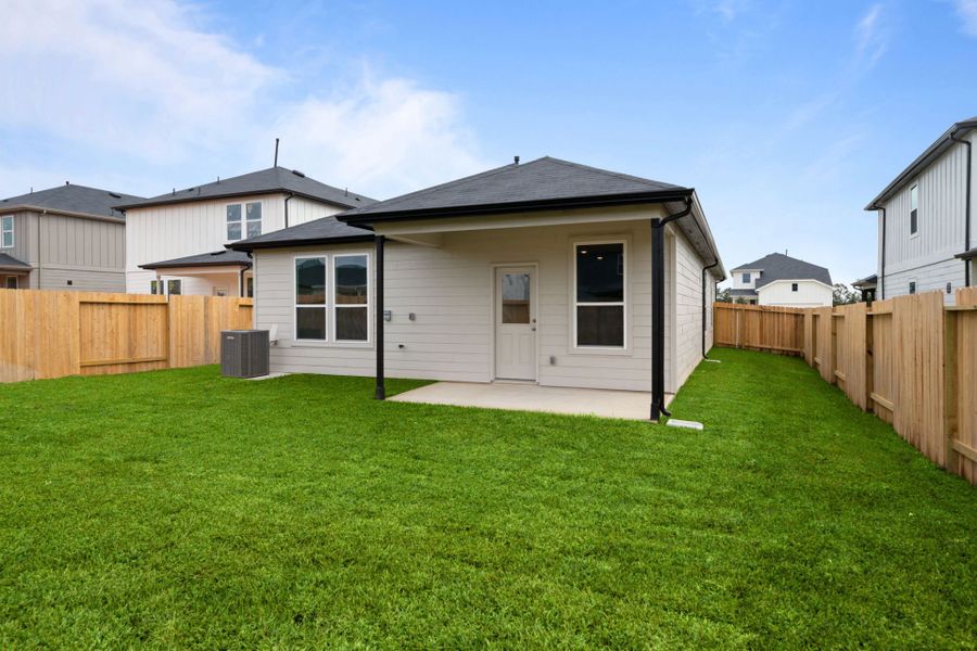 Exterior details and patio area of a home in Montgomery Bend, Montgomery (Image 3).