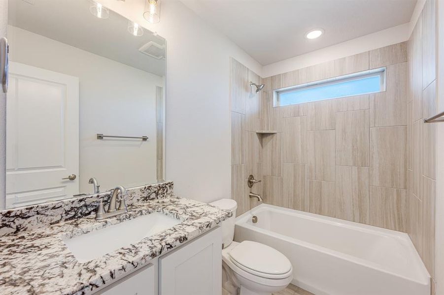 Furnished interior view inside a new home in Union Park Classic 55, Little Elm (Image 18). Furnished interior view inside a new home in Union Park Classic 55, Little Elm (Image 18).