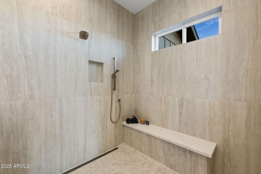 38-Primary Bathroom_4 38-Primary Bathroom_4