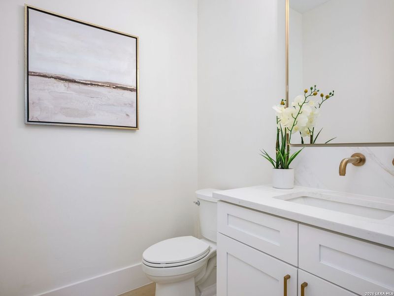 Image 73 of a home in .