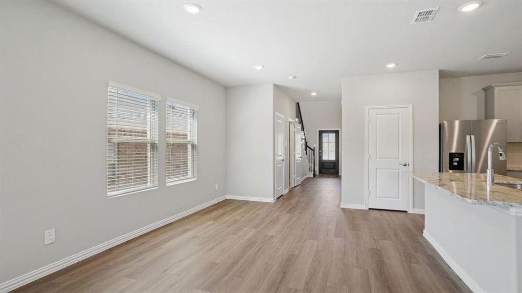 Photo is not of the actual home, but is an inspirational photo of builder’s model home and may depict options, furnishings, and/or decorator features that are not included. Photo is not of the actual home, but is an inspirational photo of builder’s model home and may depict options, furnishings, and/or decorator features that are not included.