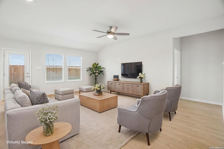 Furnished interior view inside a new home in Carmel Ranch, Schertz (Image 7).