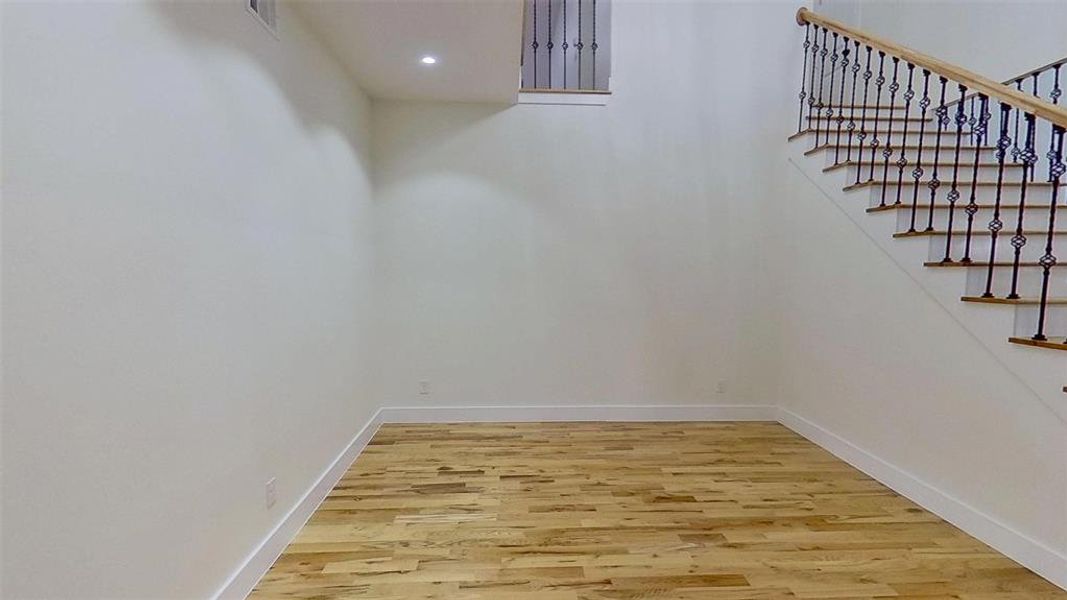 Spacious, unfurnished interior of a new home in , Mabank (Image 15). Spacious, unfurnished interior of a new home in , Mabank (Image 15).