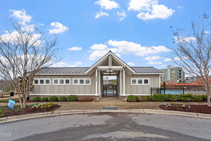 35-Holding Village South Lake NA_01 35-Holding Village South Lake NA_01