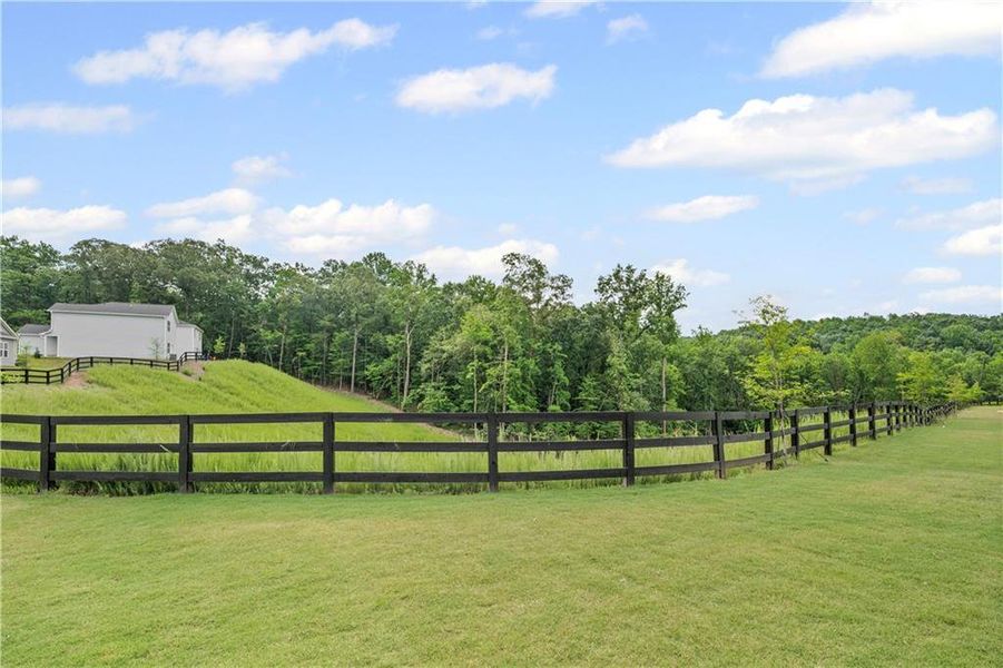Image 14 of a home in Avery Ridge.