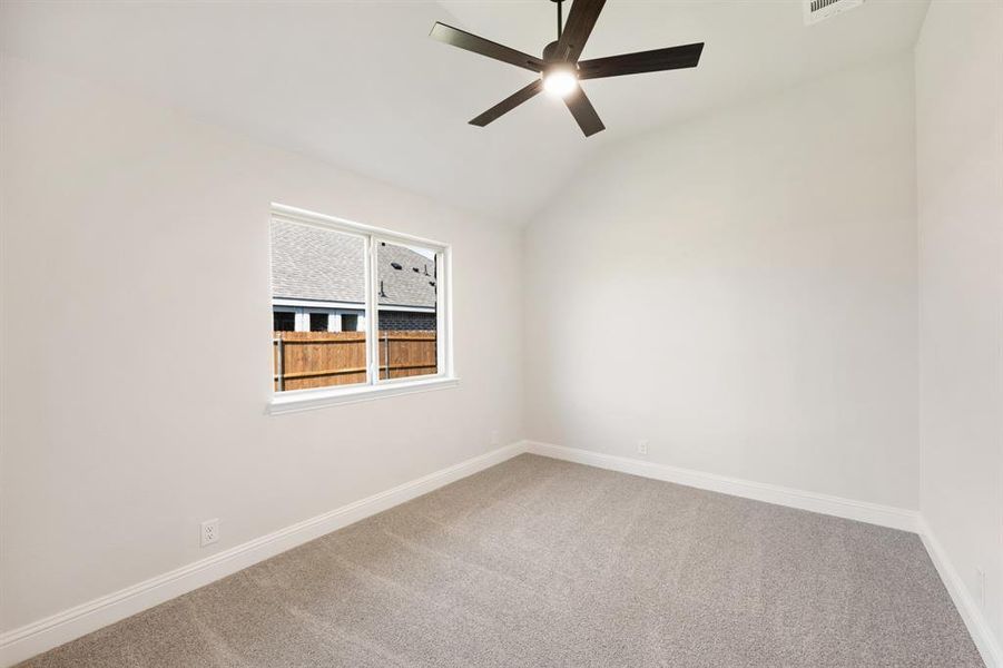 Spacious, unfurnished interior of a new home in Maplewood, Glenn Heights (Image 31).