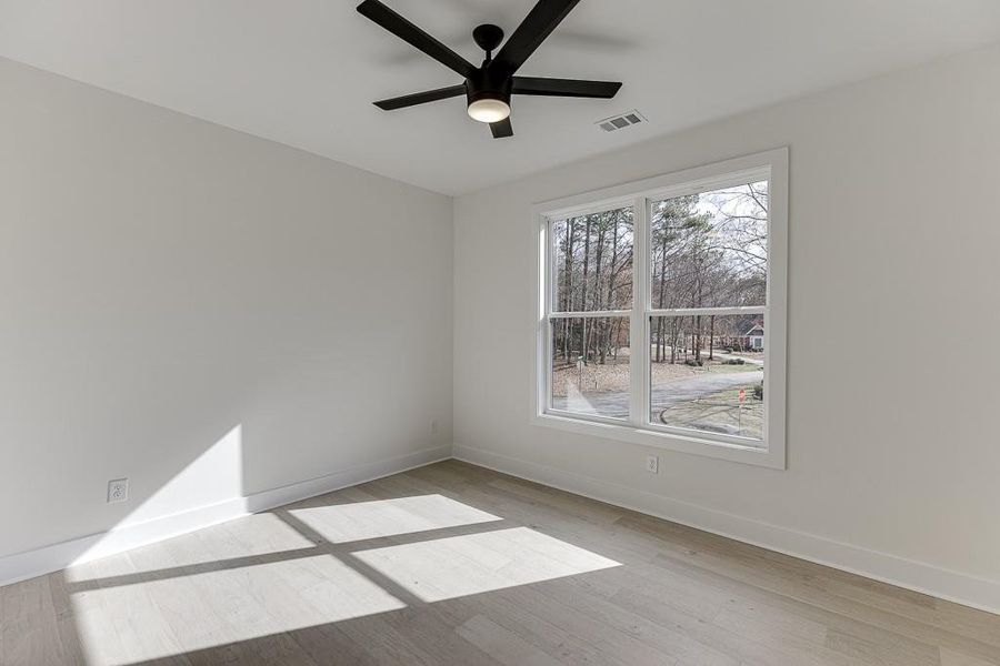 Spacious, unfurnished interior of a new home in , Flowery Branch (Image 37).