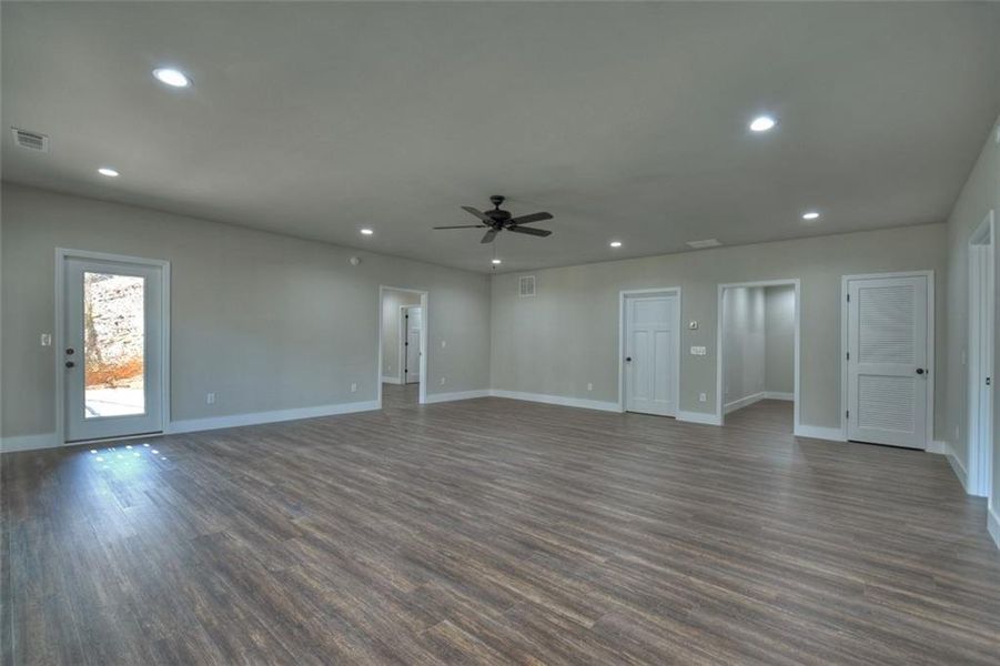 Spacious, unfurnished interior of a new home in , Ellijay (Image 49). Spacious, unfurnished interior of a new home in , Ellijay (Image 49).