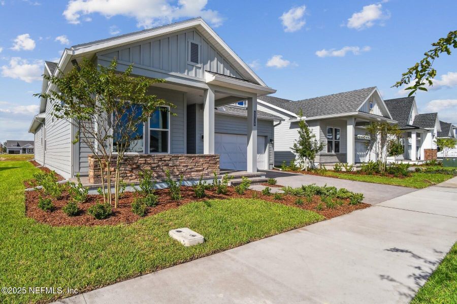 Image 22 of a home in Seven Pines 50' Front Entry.