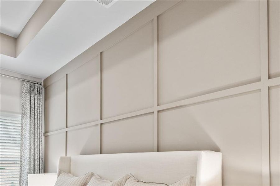 Close-up of interior finishes inside a home in Summerfield Place, Carrollton (Image 32).