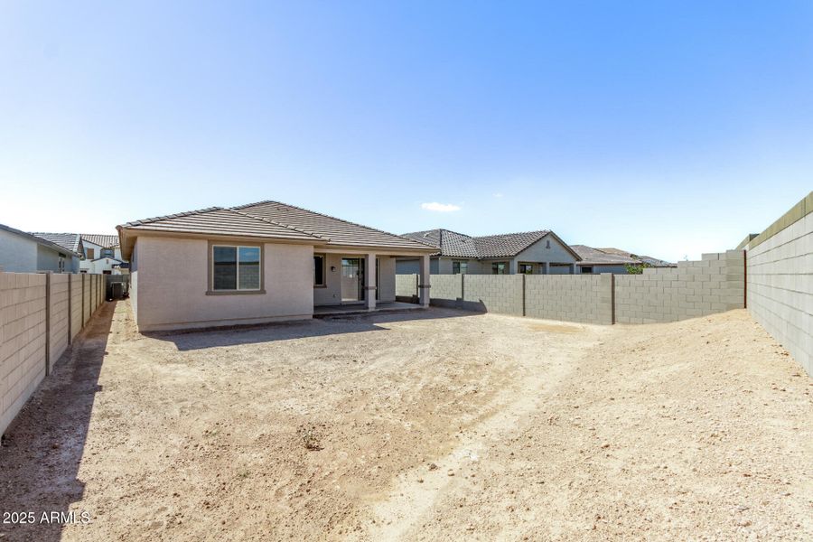 44 Monte Lindo 44 Monte Lindo