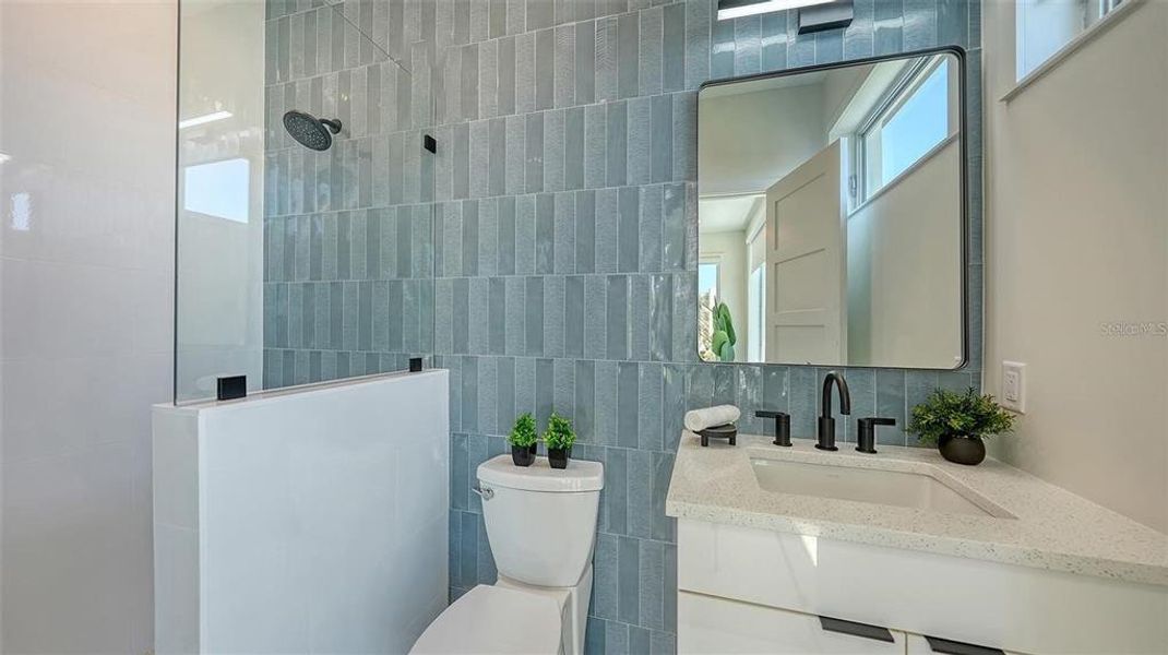 Furnished interior view inside a new home in , Sarasota (Image 9).