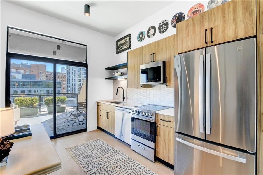 Furnished interior view inside a new home in , Atlanta (Image 12).