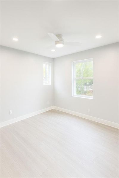 Spacious, unfurnished interior of a new home in , Atlanta (Image 22).